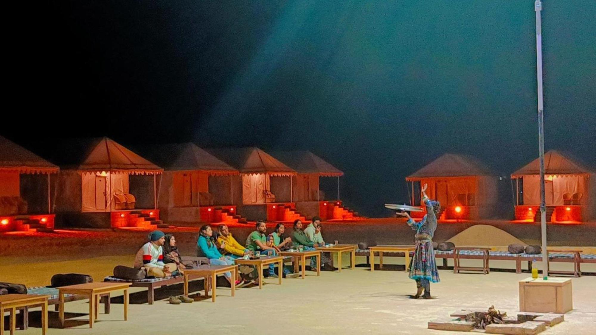 Jaisalmer Sand Dunes Luxury Camp And Resort Bagian luar foto