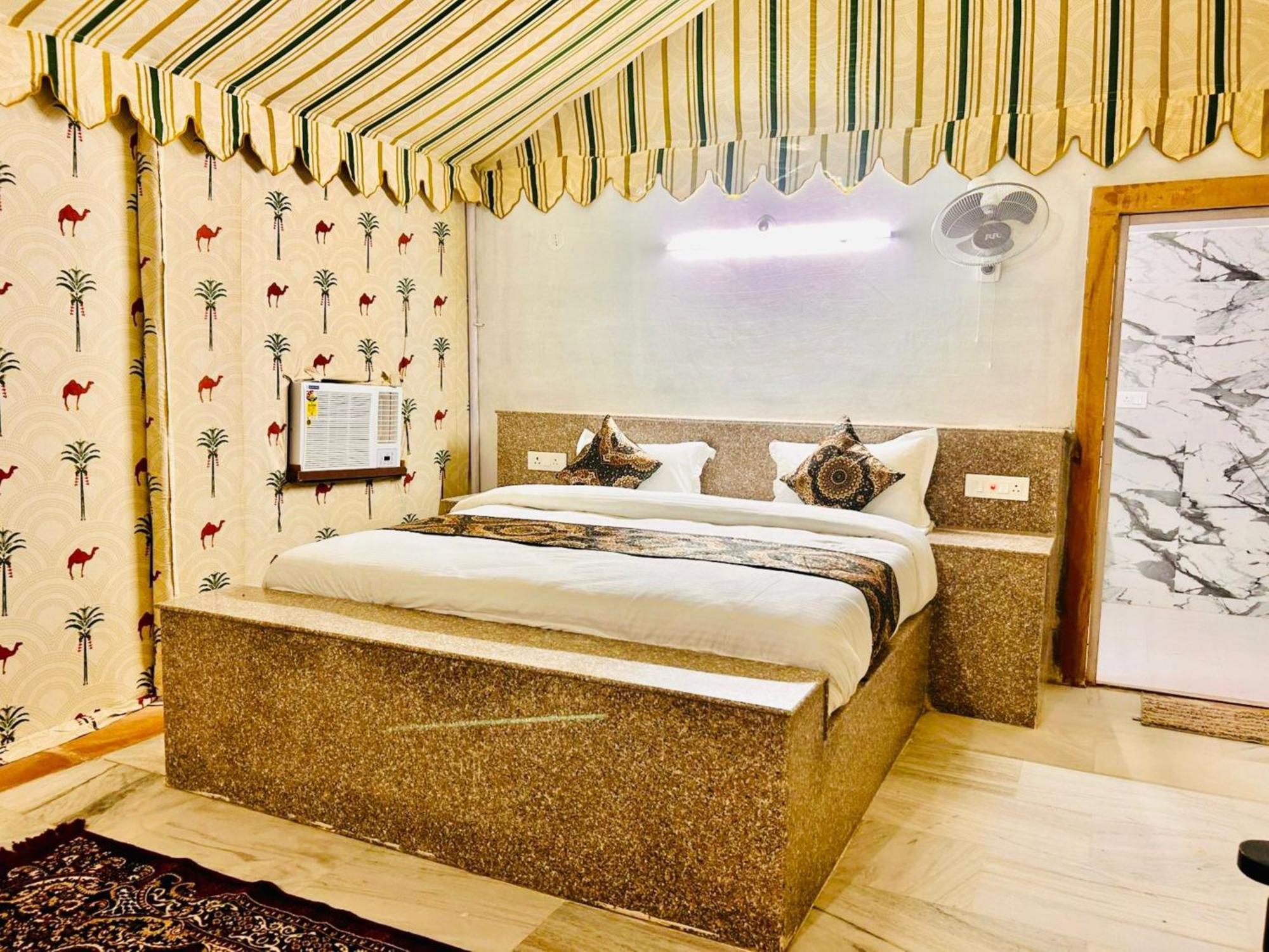 Jaisalmer Sand Dunes Luxury Camp And Resort Bagian luar foto