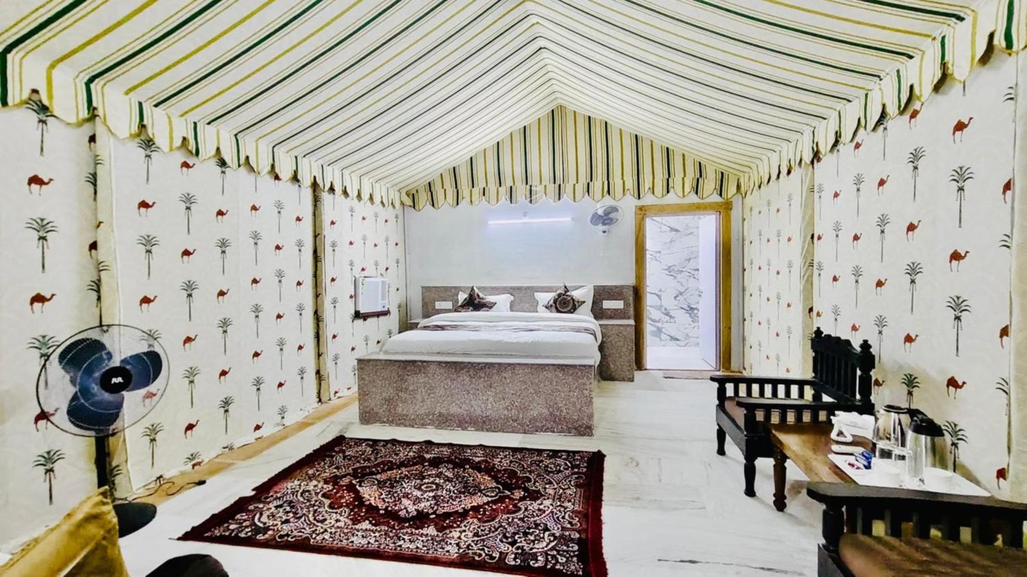 Jaisalmer Sand Dunes Luxury Camp And Resort Bagian luar foto