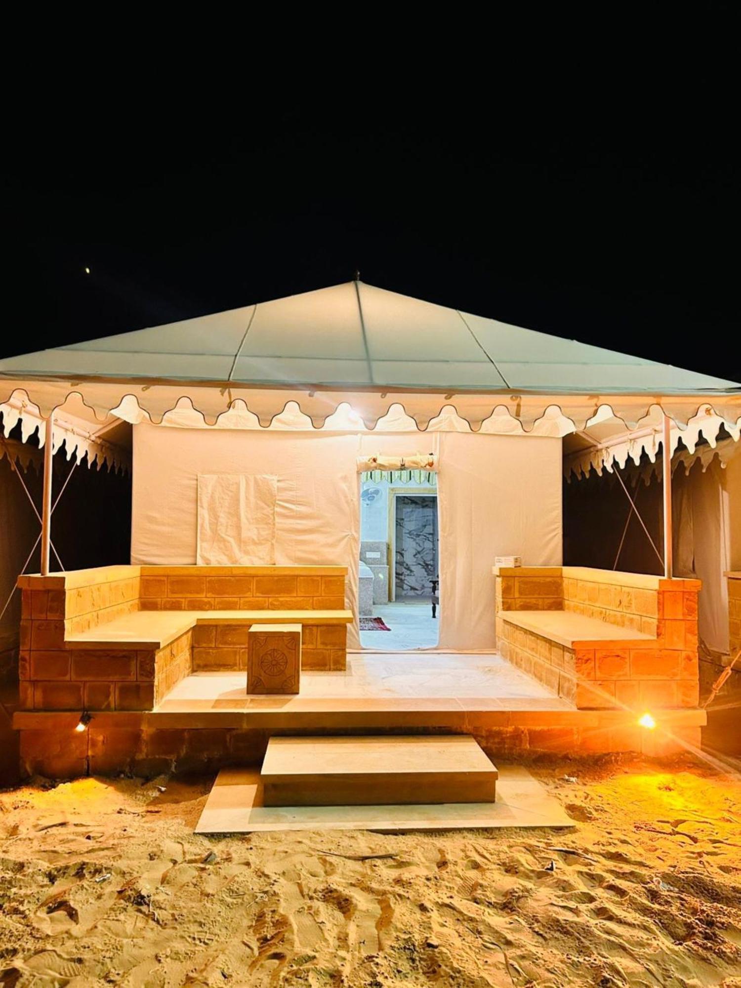 Jaisalmer Sand Dunes Luxury Camp And Resort Bagian luar foto