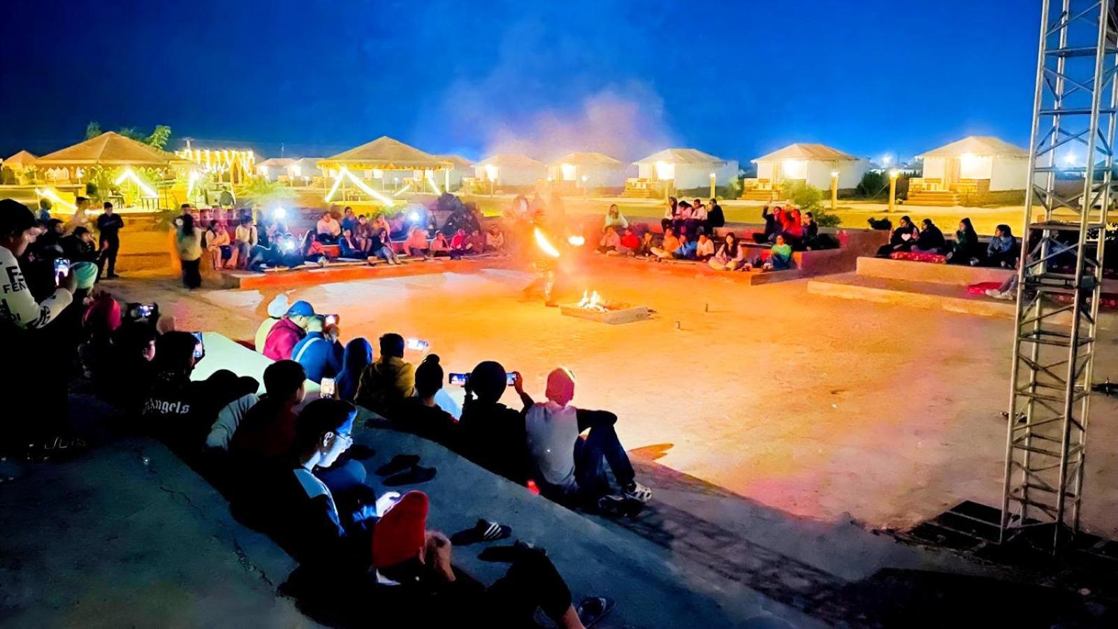 Jaisalmer Sand Dunes Luxury Camp And Resort Bagian luar foto