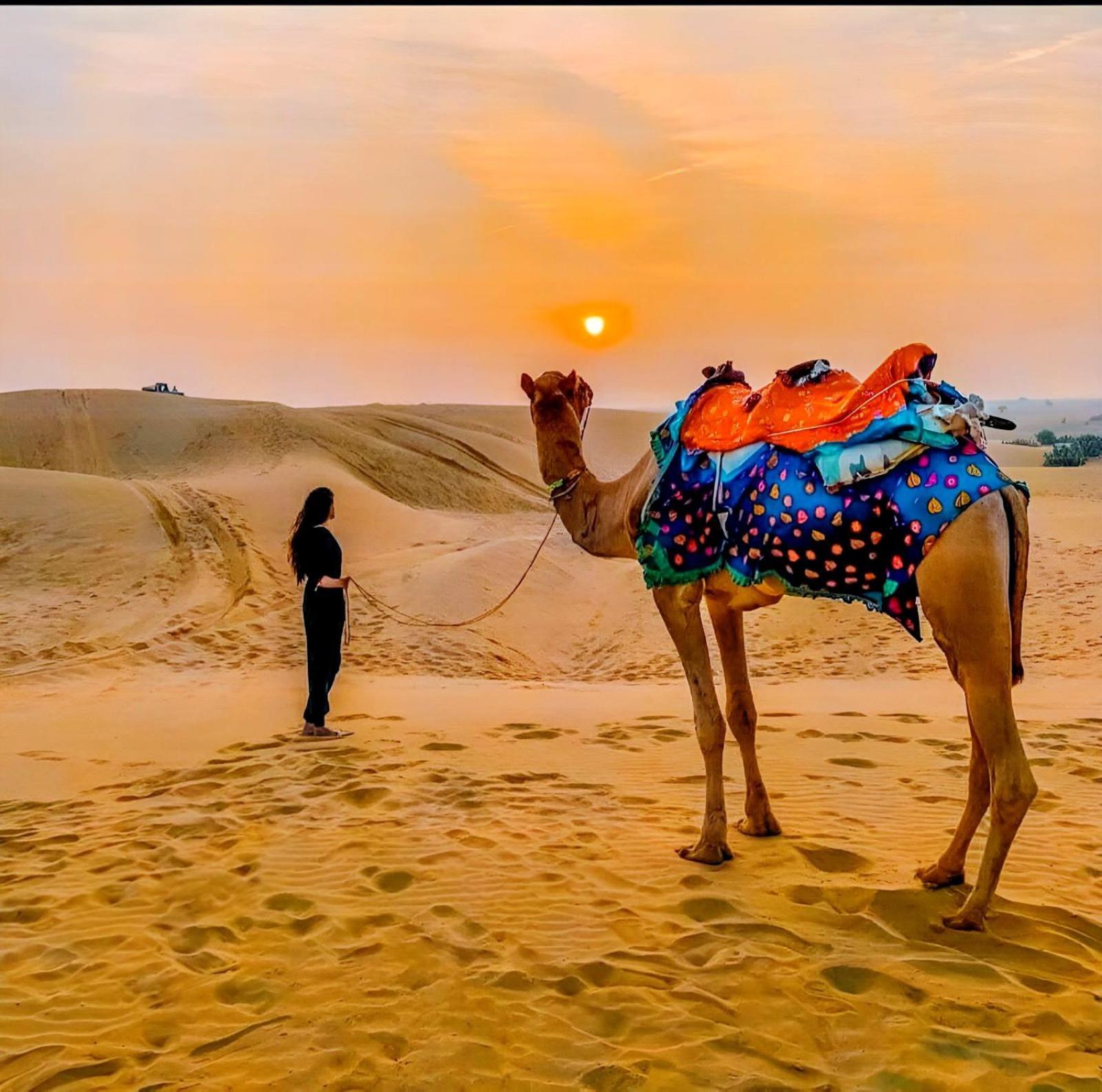 Jaisalmer Sand Dunes Luxury Camp And Resort Bagian luar foto