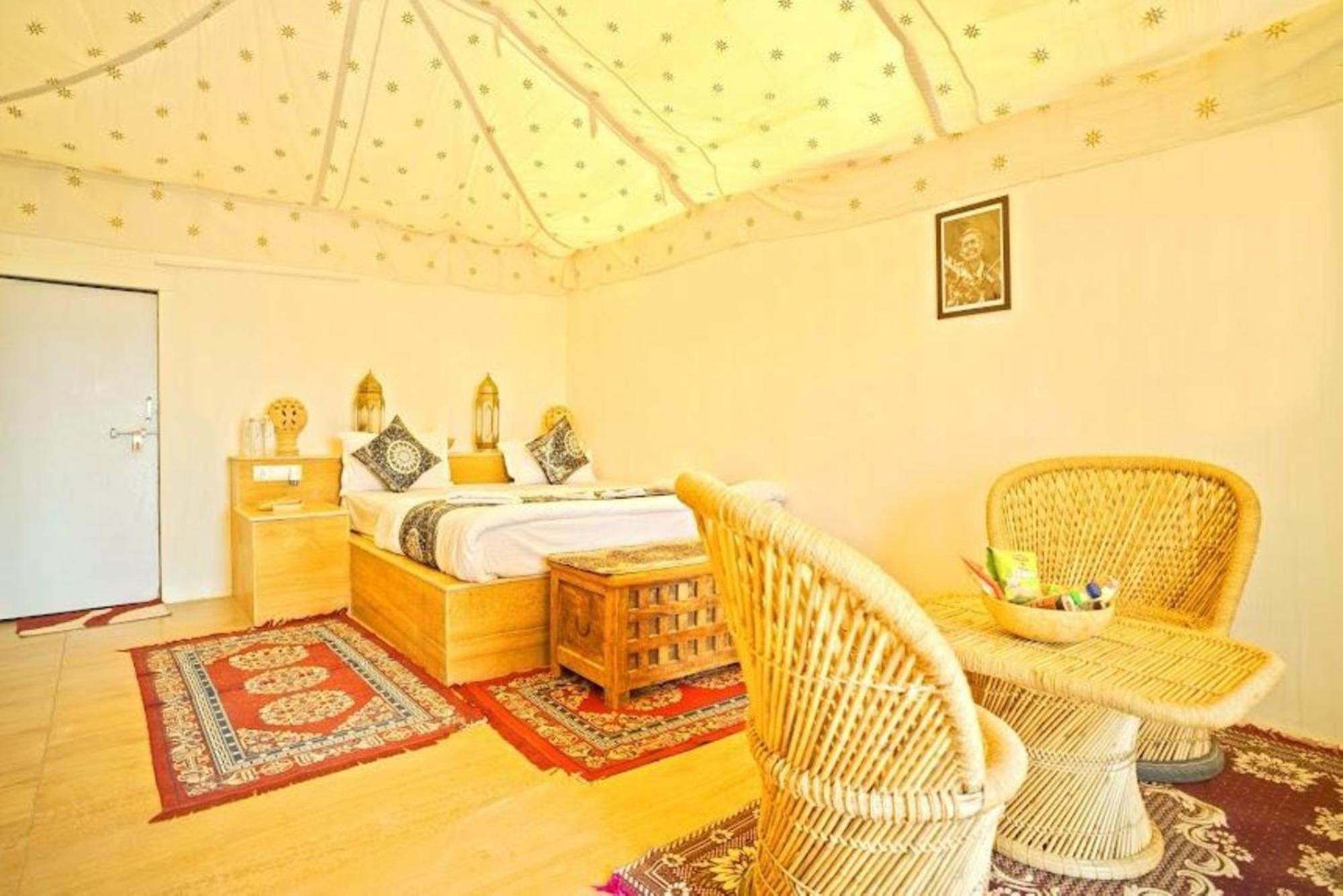 Jaisalmer Sand Dunes Luxury Camp And Resort Bagian luar foto