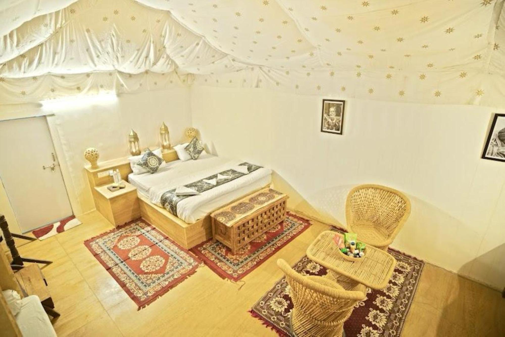Jaisalmer Sand Dunes Luxury Camp And Resort Bagian luar foto